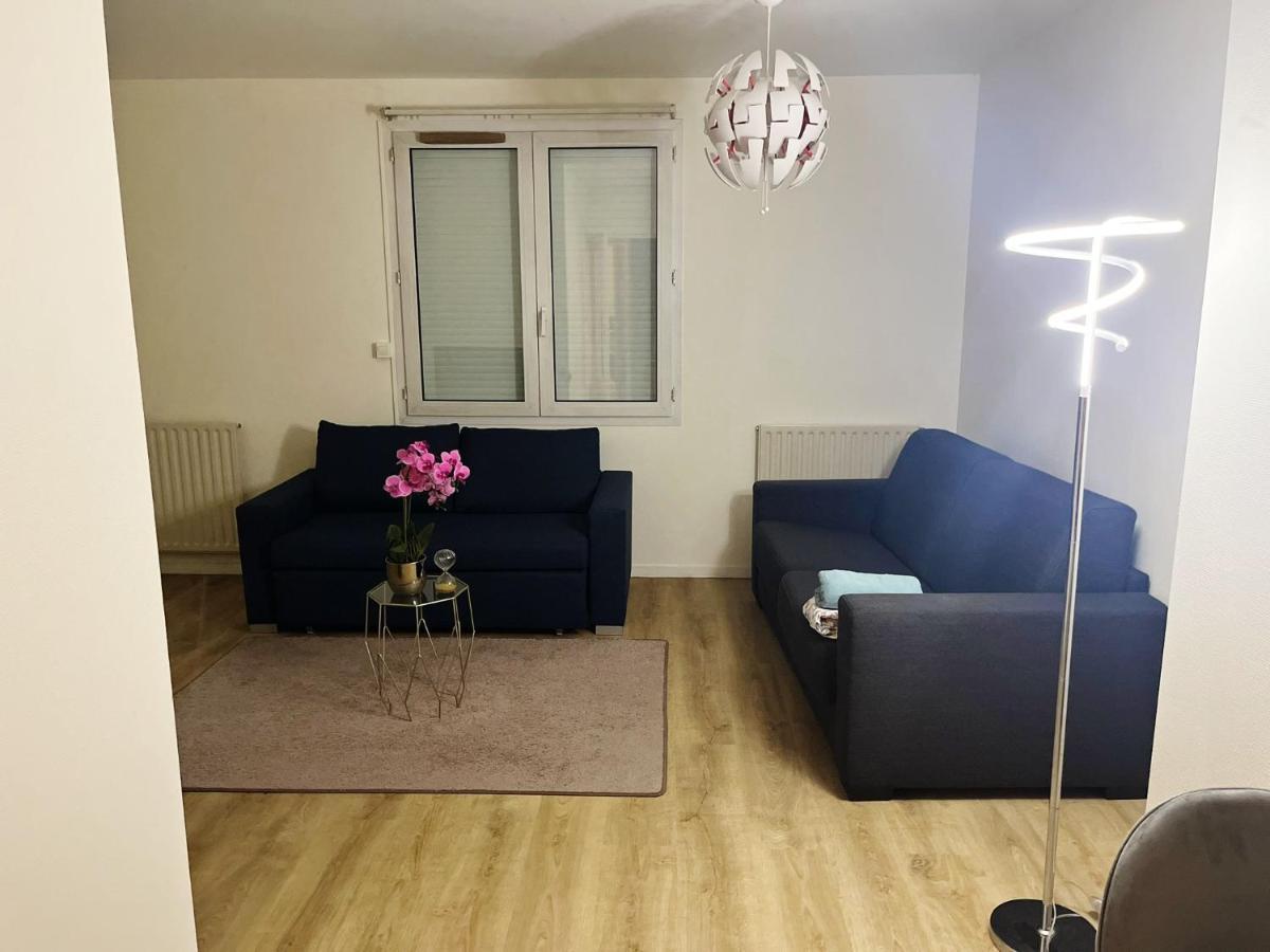 Logement Entier Chambre+Salon + Jardin & Terrasse Les Ulis Kültér fotó