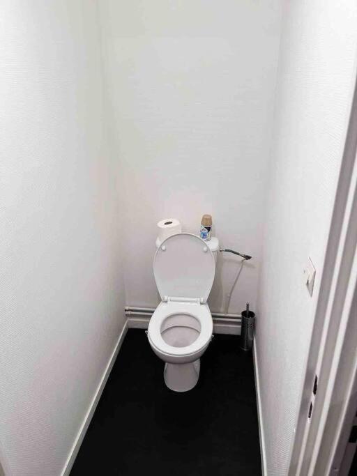 Logement Entier Chambre+Salon + Jardin & Terrasse Les Ulis Kültér fotó