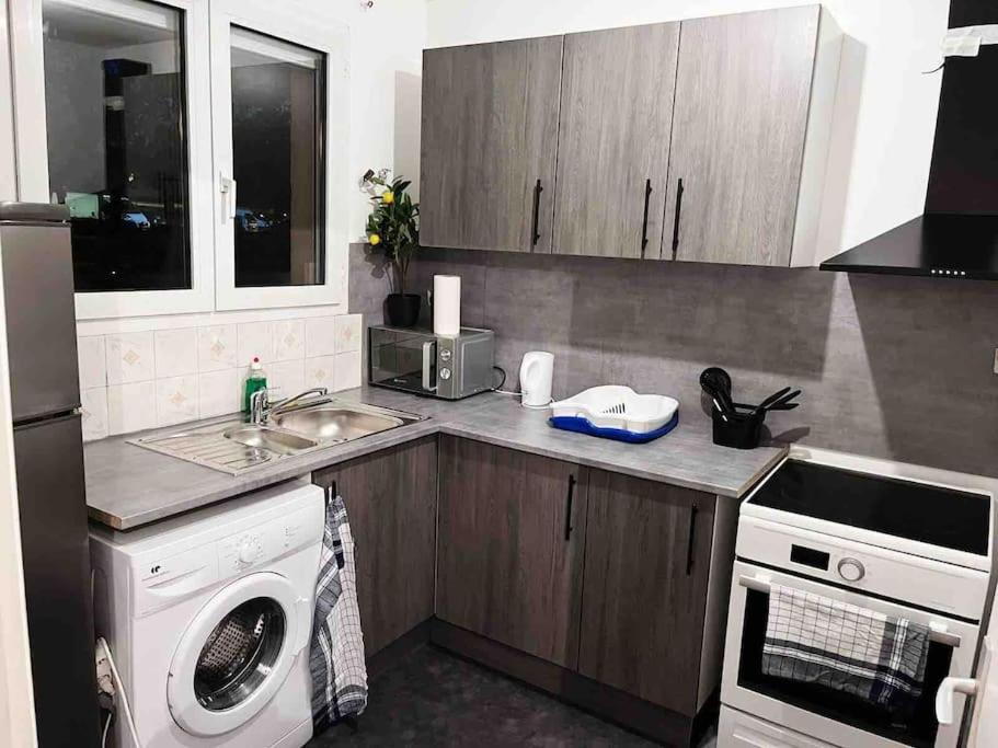 Logement Entier Chambre+Salon + Jardin & Terrasse Les Ulis Kültér fotó